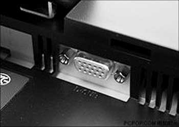 2、VGA輸入接口